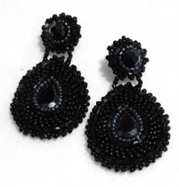ESPERANZA EARRINGS – BLACK