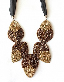 LEAF NECKLACE – BROWN & GOLD