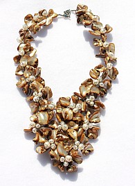 VIRGINIA NECKLACE – LIGHT BROWN