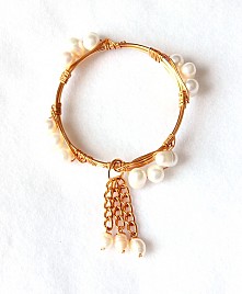 TASSEL BANGLE – WHITE