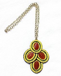 LAUREN NECKLACE – YELLOW