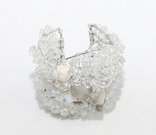 SKYLER BRACELET – WHITE